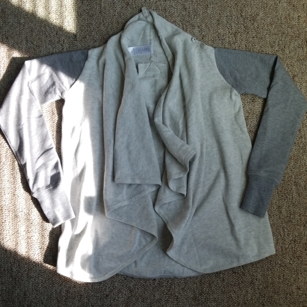 BNWOT Ivivva Sweater/Coat!